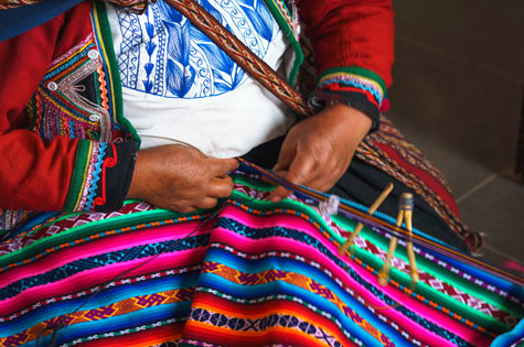 Peru - woman weaving